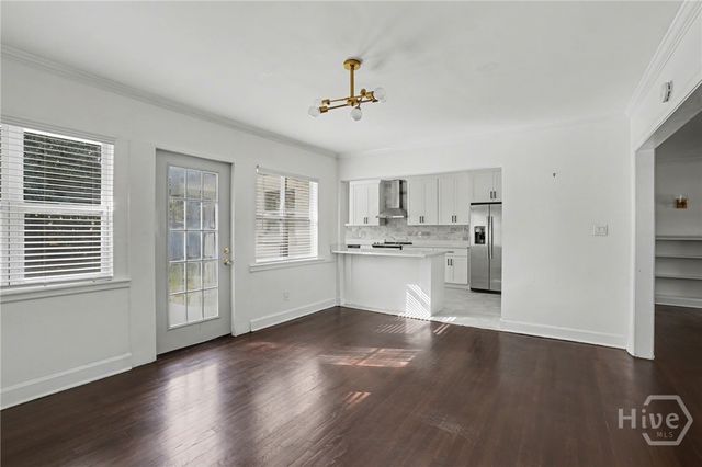 27 E 63rd Street, Savannah, GA 31405