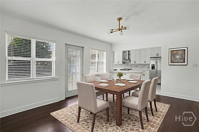 27 E 63rd Street, Savannah, GA 31405