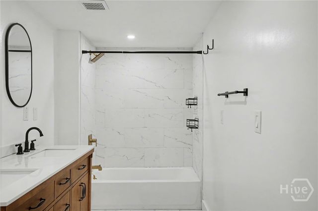 27 E 63rd Street, Savannah, GA 31405