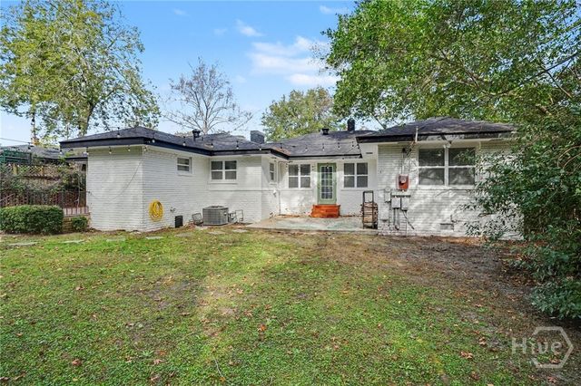 27 E 63rd Street, Savannah, GA 31405