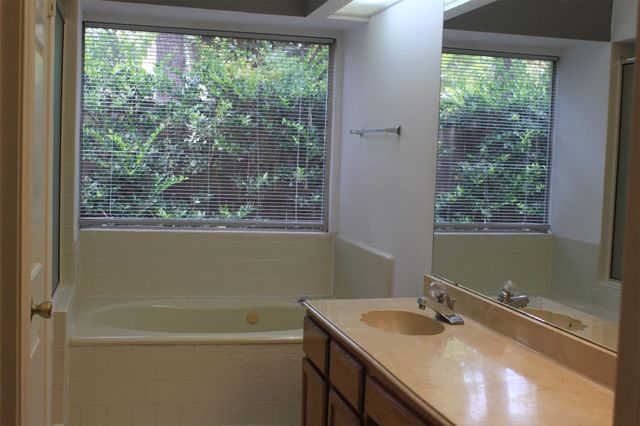 4327 Pinewood Park Drive, Kingwood, TX 77345