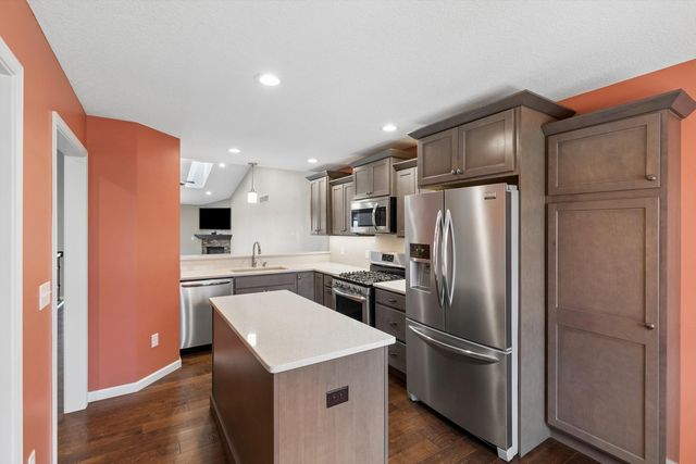 1318 4th Street 0, Dewitt, IA 52742