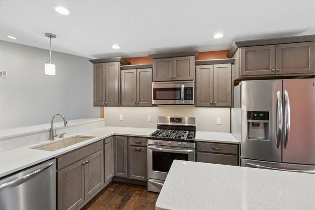 1318 4th Street 0, Dewitt, IA 52742