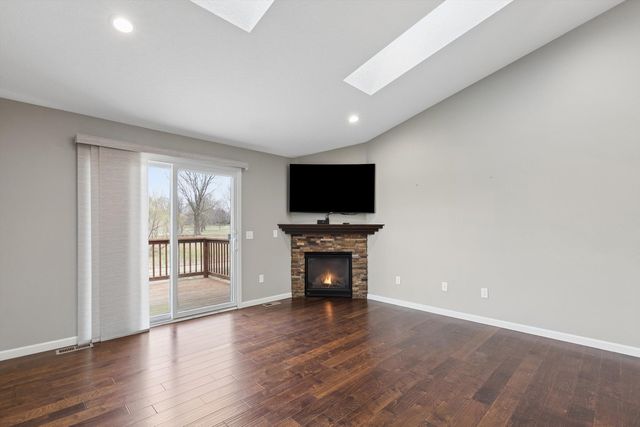 1318 4th Street 0, Dewitt, IA 52742