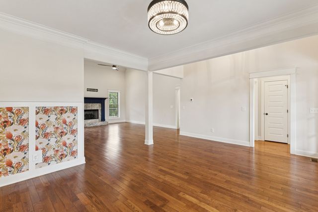 126 Tom Walker Dr, Beechgrove, TN 37018