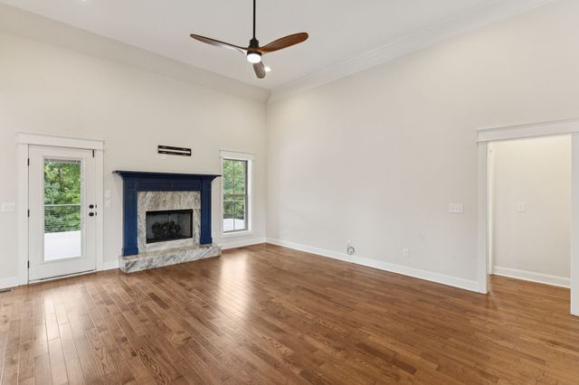 126 Tom Walker Dr, Beechgrove, TN 37018