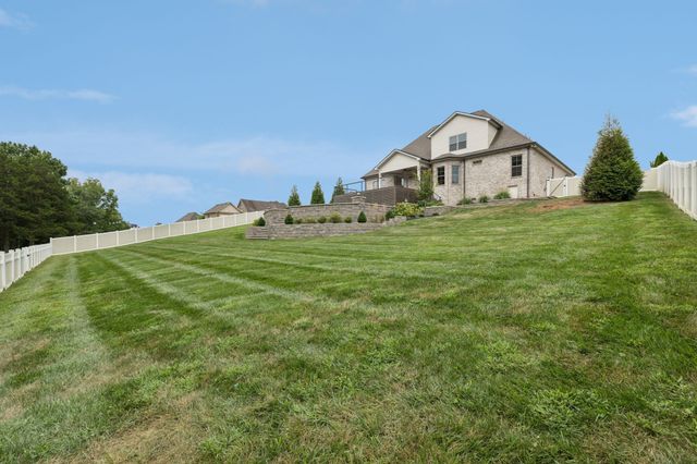 126 Tom Walker Dr, Beechgrove, TN 37018