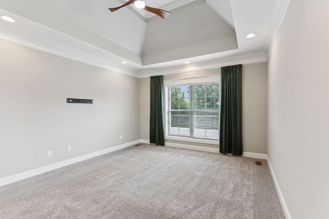 126 Tom Walker Dr, Beechgrove, TN 37018