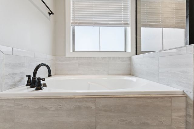 126 Tom Walker Dr, Beechgrove, TN 37018