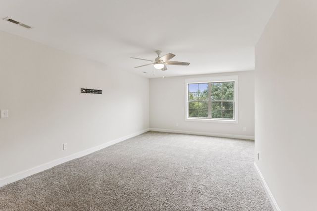 126 Tom Walker Dr, Beechgrove, TN 37018