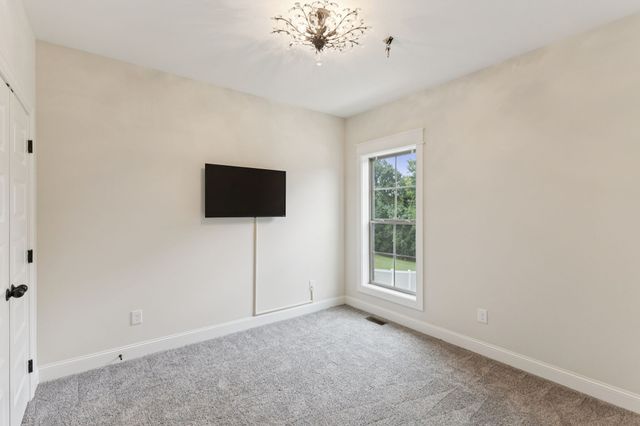 126 Tom Walker Dr, Beechgrove, TN 37018