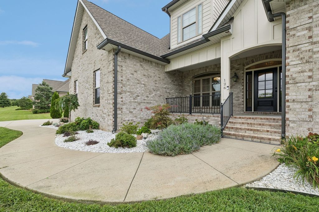 126 Tom Walker Dr, Beechgrove, TN 37018