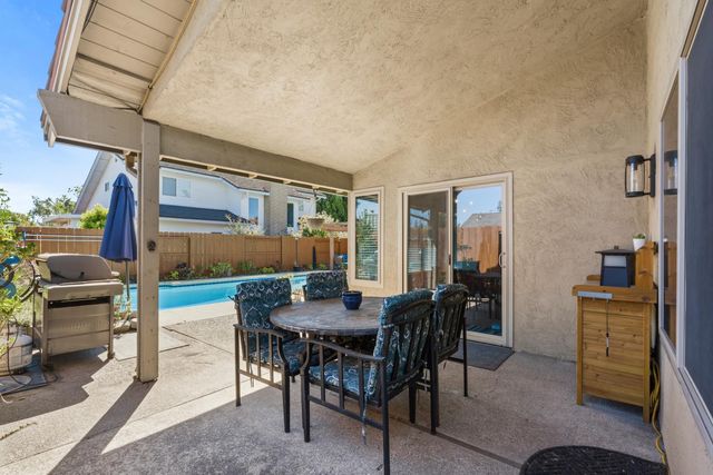 5330 Covey Creek Cir, Stockton, CA 95207