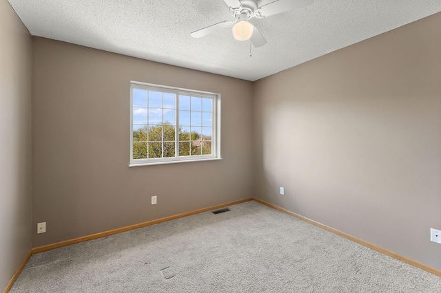 14516 Lockslie Trail, Savage, MN 55378