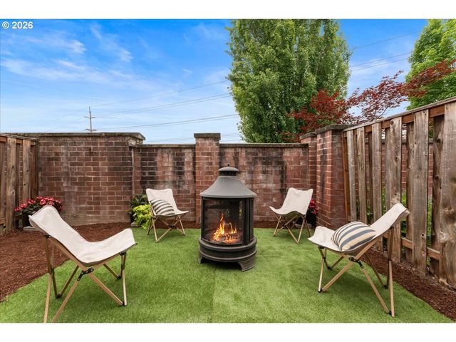 2234 Nw 168TH Pl, Beaverton, OR 97006