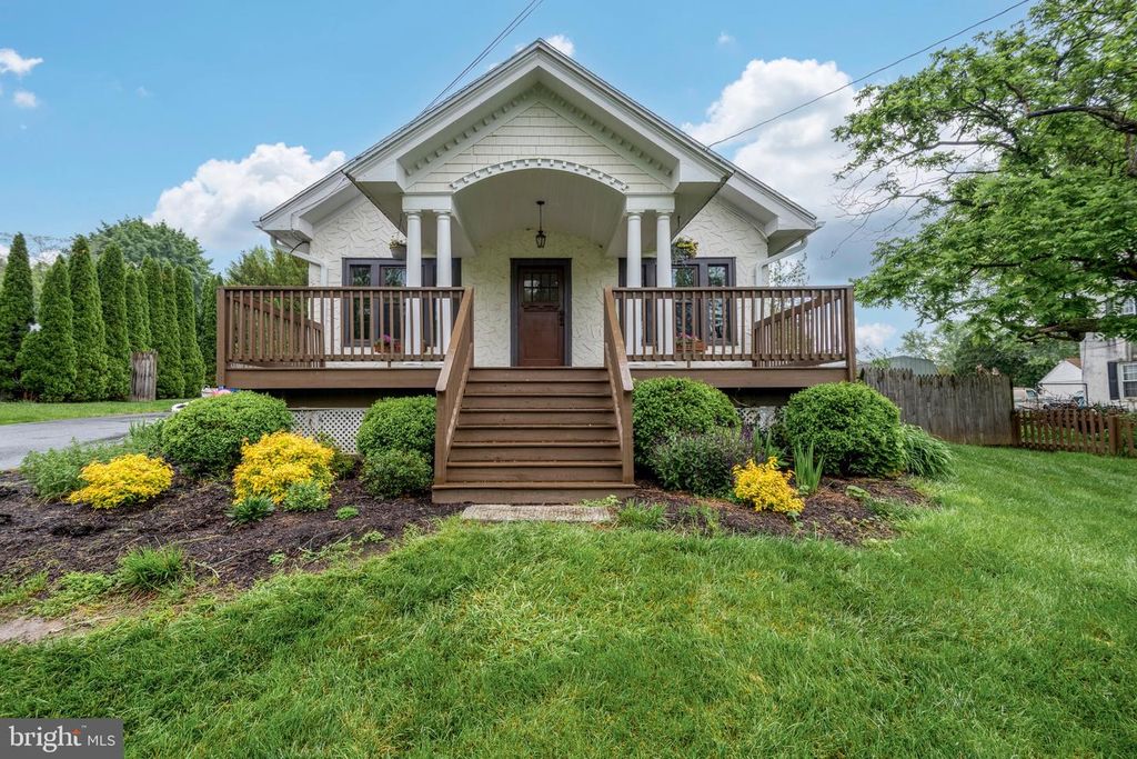 209 IRONSTONE RIDGE ROAD, Lancaster, PA 17603