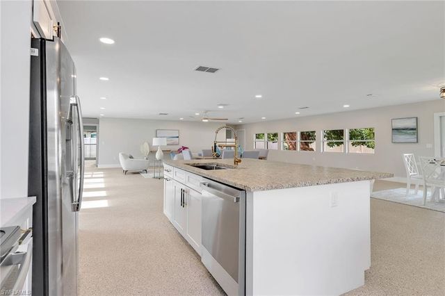 4014 4th AVE, Cape Coral, FL 33904