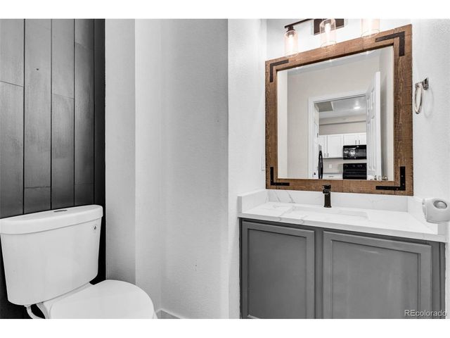 9758 Laredo St 29B, Commerce City, CO 80022