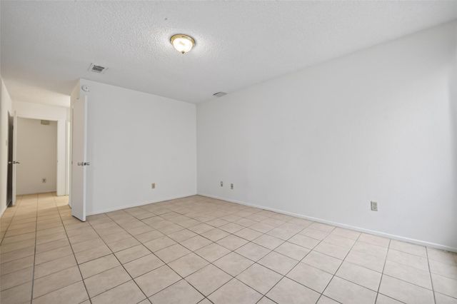 9435 Pagewood Lane, Houston, TX 77063