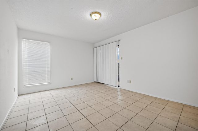 9435 Pagewood Lane, Houston, TX 77063