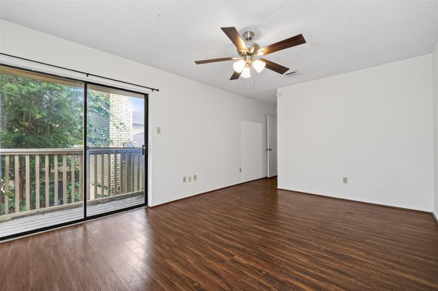 9435 Pagewood Lane, Houston, TX 77063