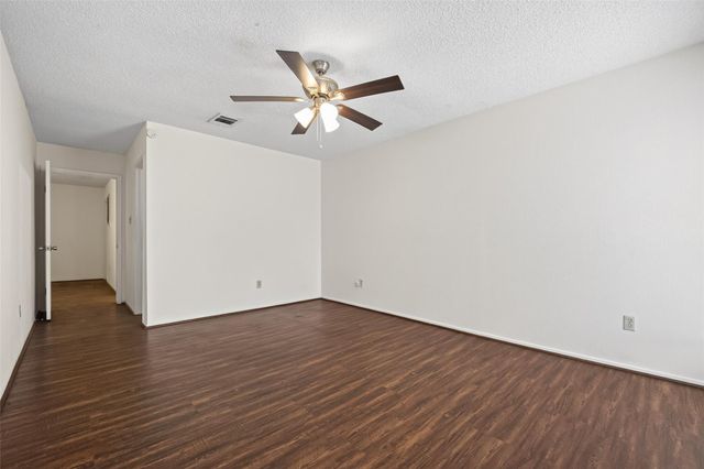 9435 Pagewood Lane, Houston, TX 77063