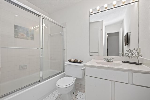 9435 Pagewood Lane, Houston, TX 77063