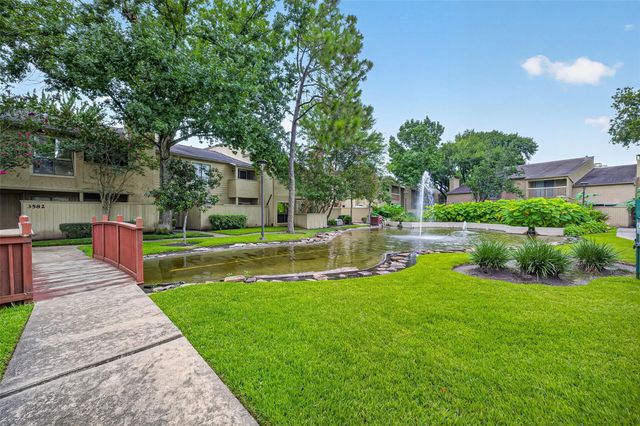 9435 Pagewood Lane, Houston, TX 77063