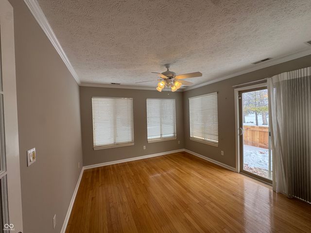 11130 Vineyard Drive, Fishers, IN 46038