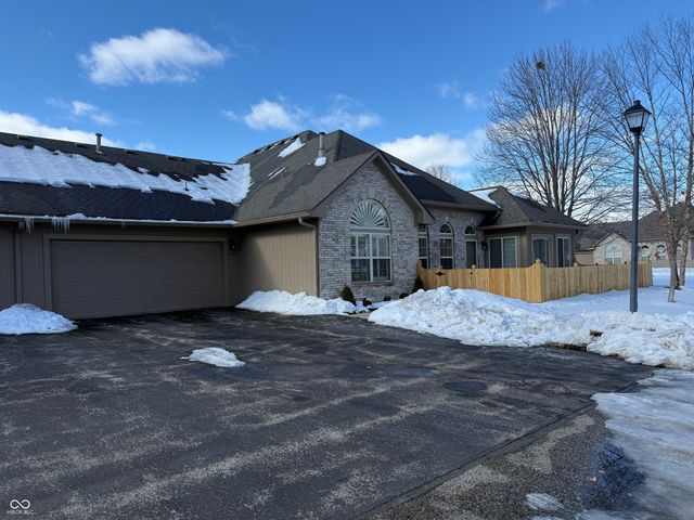 11130 Vineyard Drive, Fishers, IN 46038