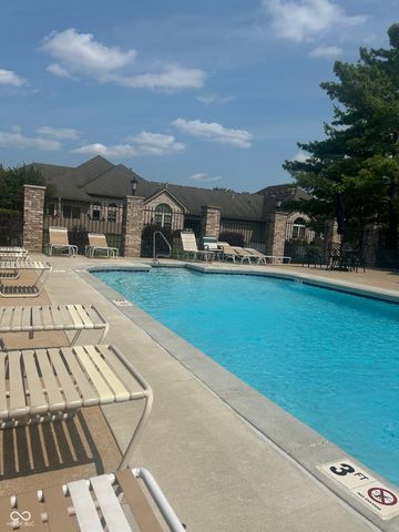 11130 Vineyard Drive, Fishers, IN 46038