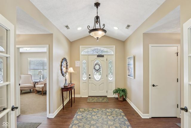 11130 Vineyard Drive, Fishers, IN 46038