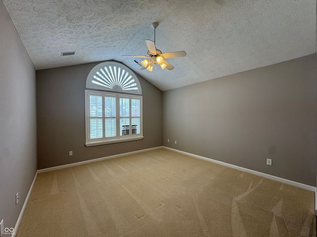 11130 Vineyard Drive, Fishers, IN 46038