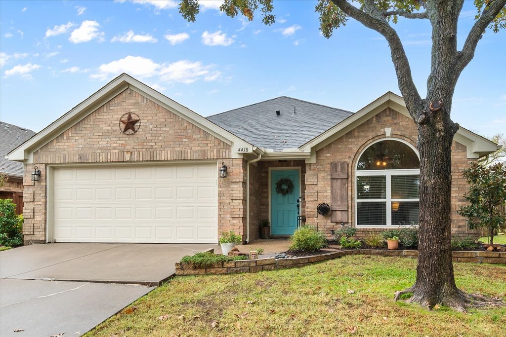 4418 Shady Elm Drive, Mansfield, TX 76063