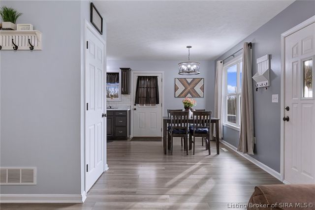 616 Castetter Road, Henryville, IN 47126