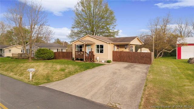 616 Castetter Road, Henryville, IN 47126