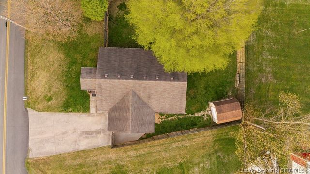 616 Castetter Road, Henryville, IN 47126