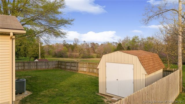 616 Castetter Road, Henryville, IN 47126