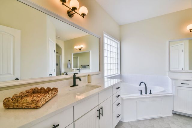 1227 S Horseback Ct, Wichita, KS 67230