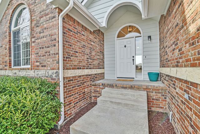 1227 S Horseback Ct, Wichita, KS 67230