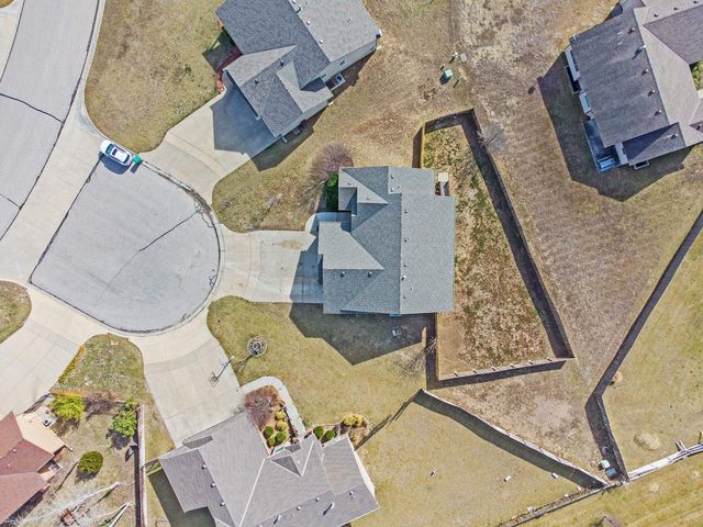 1227 S Horseback Ct, Wichita, KS 67230