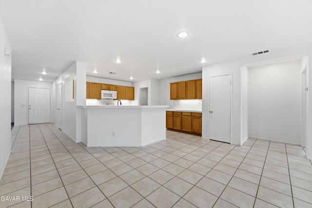 42144 Madison Court, Lancaster, CA 93536