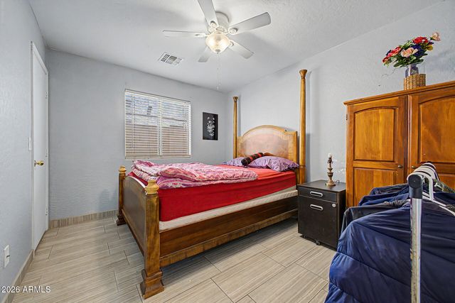1618 W PECAN Road, Phoenix, AZ 85041