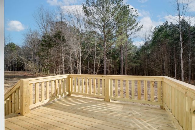 1272 Old County House Road, Charlotte, TN 37036