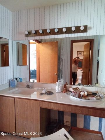 310 Sherwood Place, Merritt Island, FL 32953