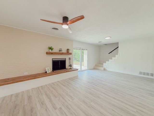 5520 Woodway Drive, Fort Worth, TX 76133