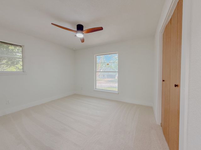 5520 Woodway Drive, Fort Worth, TX 76133