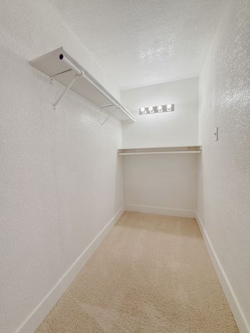 5520 Woodway Drive, Fort Worth, TX 76133