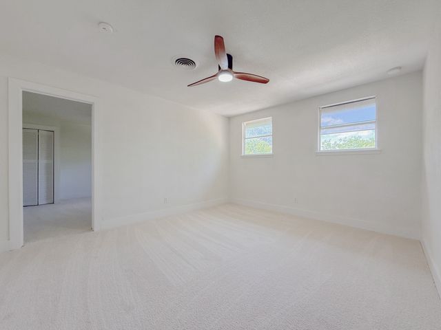 5520 Woodway Drive, Fort Worth, TX 76133