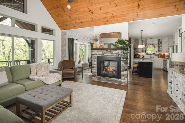 497 Black Locust Circle, Blowing Rock, NC 28605